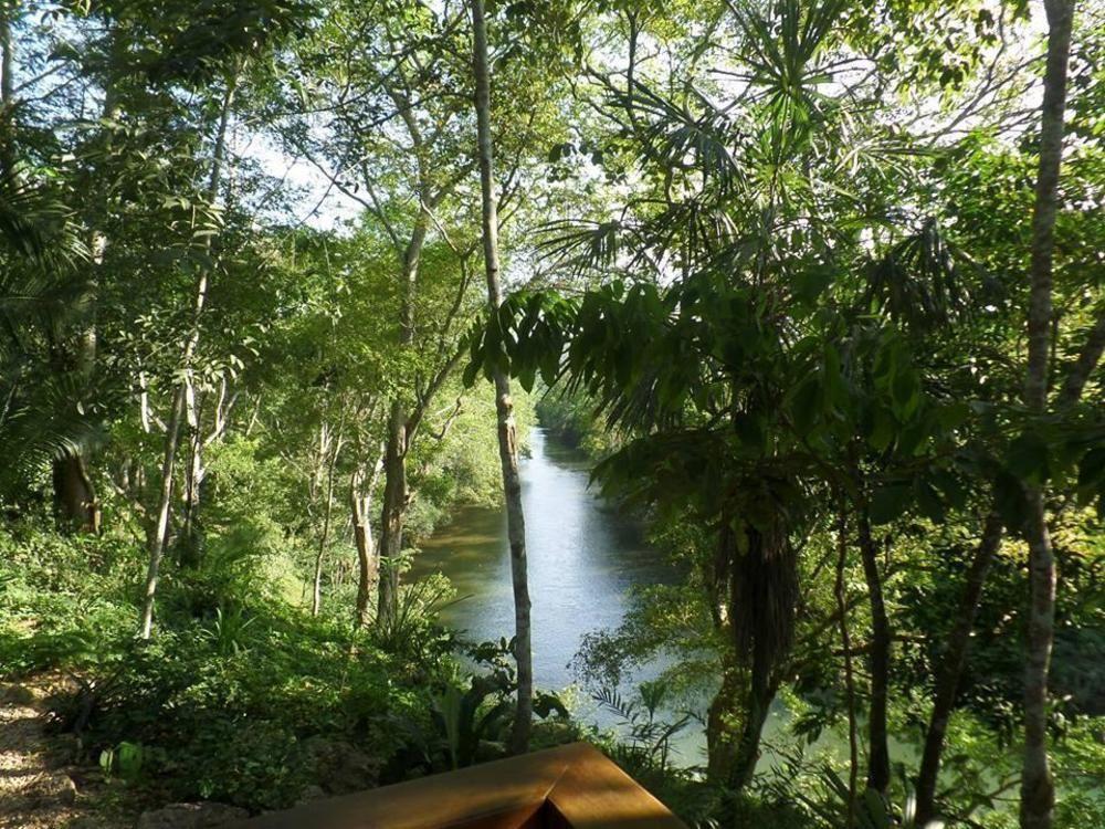 Mystic River Resort San Ignacio Bagian luar foto