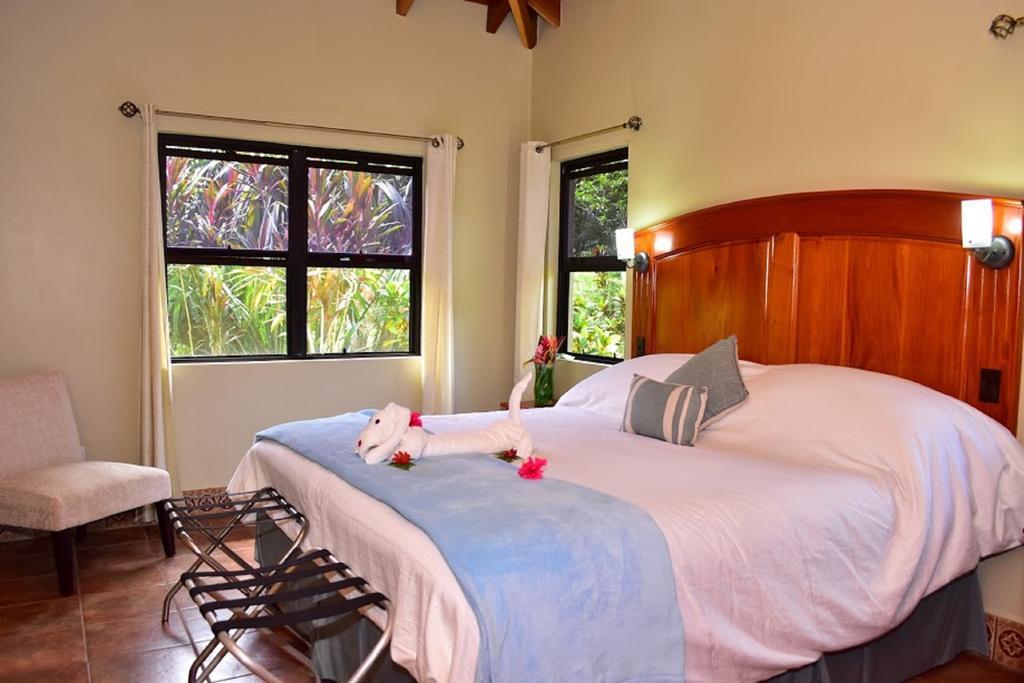 Mystic River Resort San Ignacio Bagian luar foto