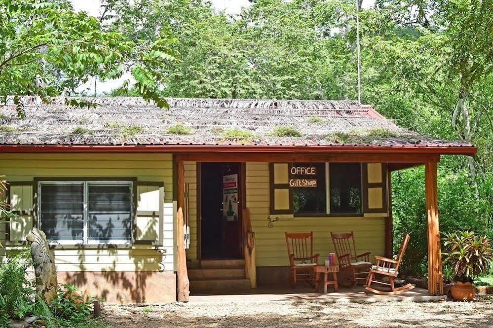 Mystic River Resort San Ignacio Bagian luar foto