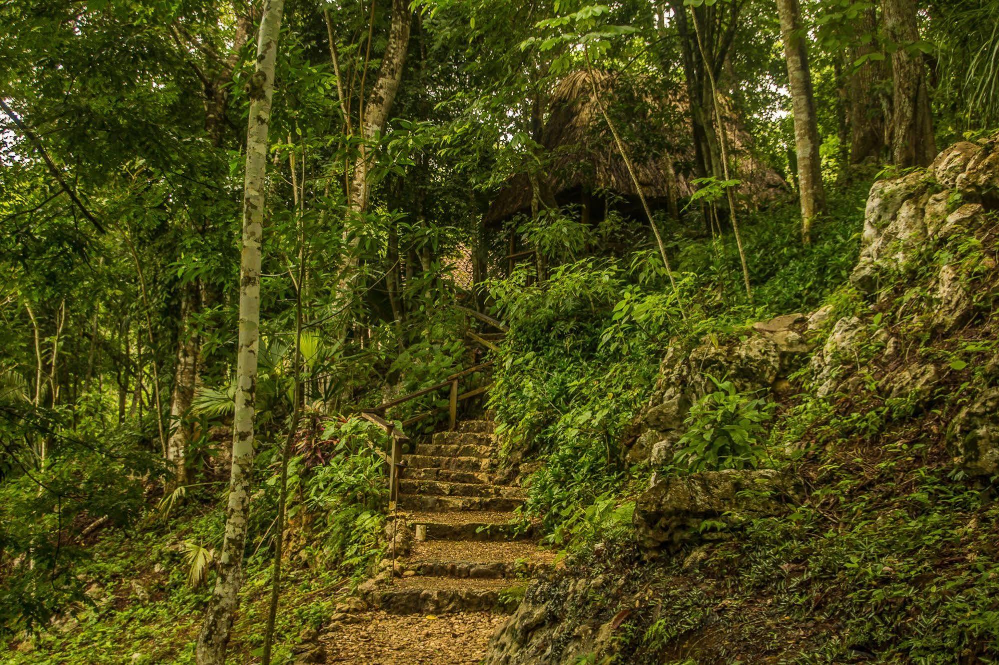 Mystic River Resort San Ignacio Bagian luar foto