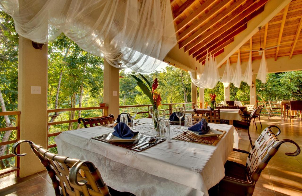 Mystic River Resort San Ignacio Bagian luar foto
